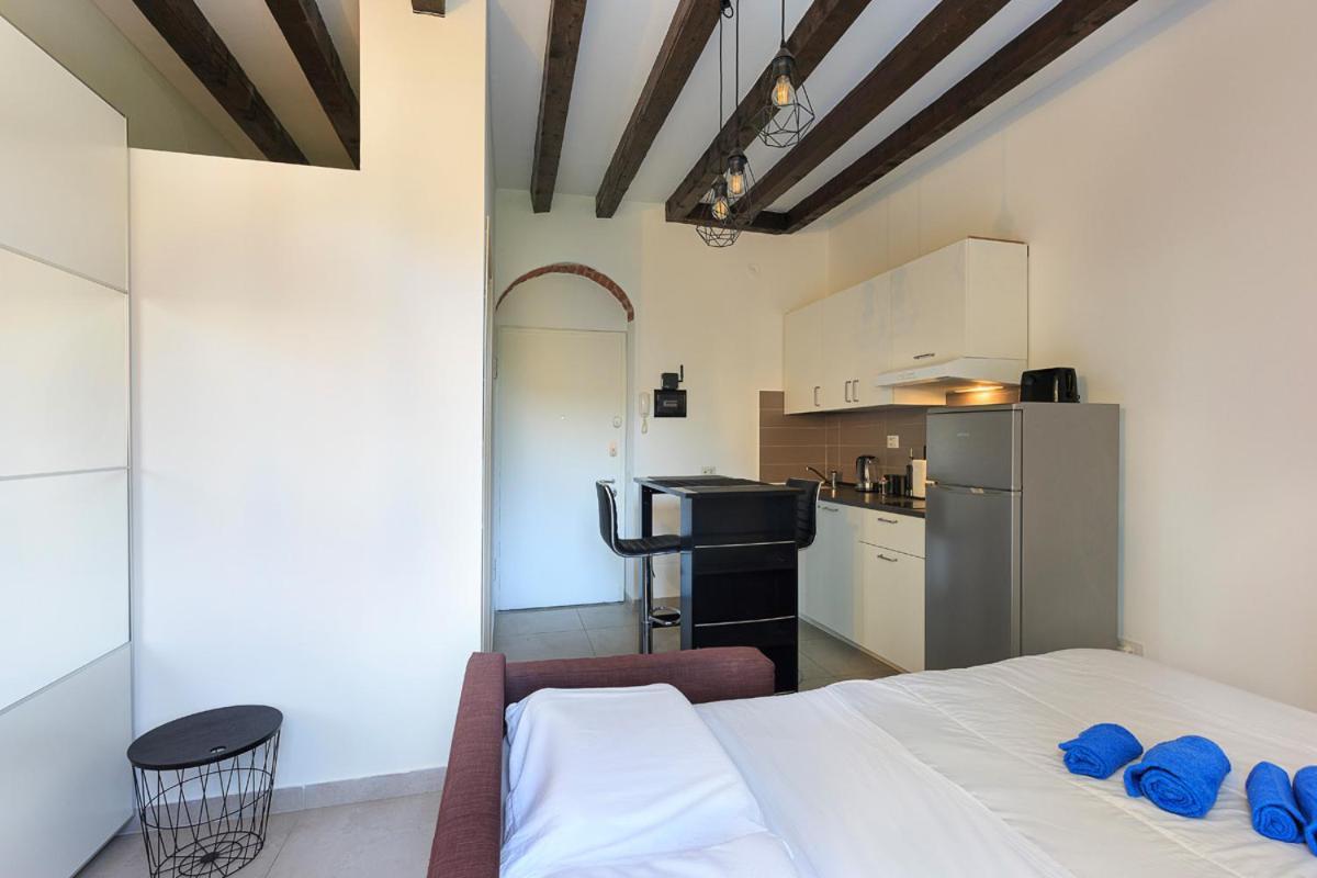 Superb Loft NavigliComfy&Relax Apartment Milan Luaran gambar
