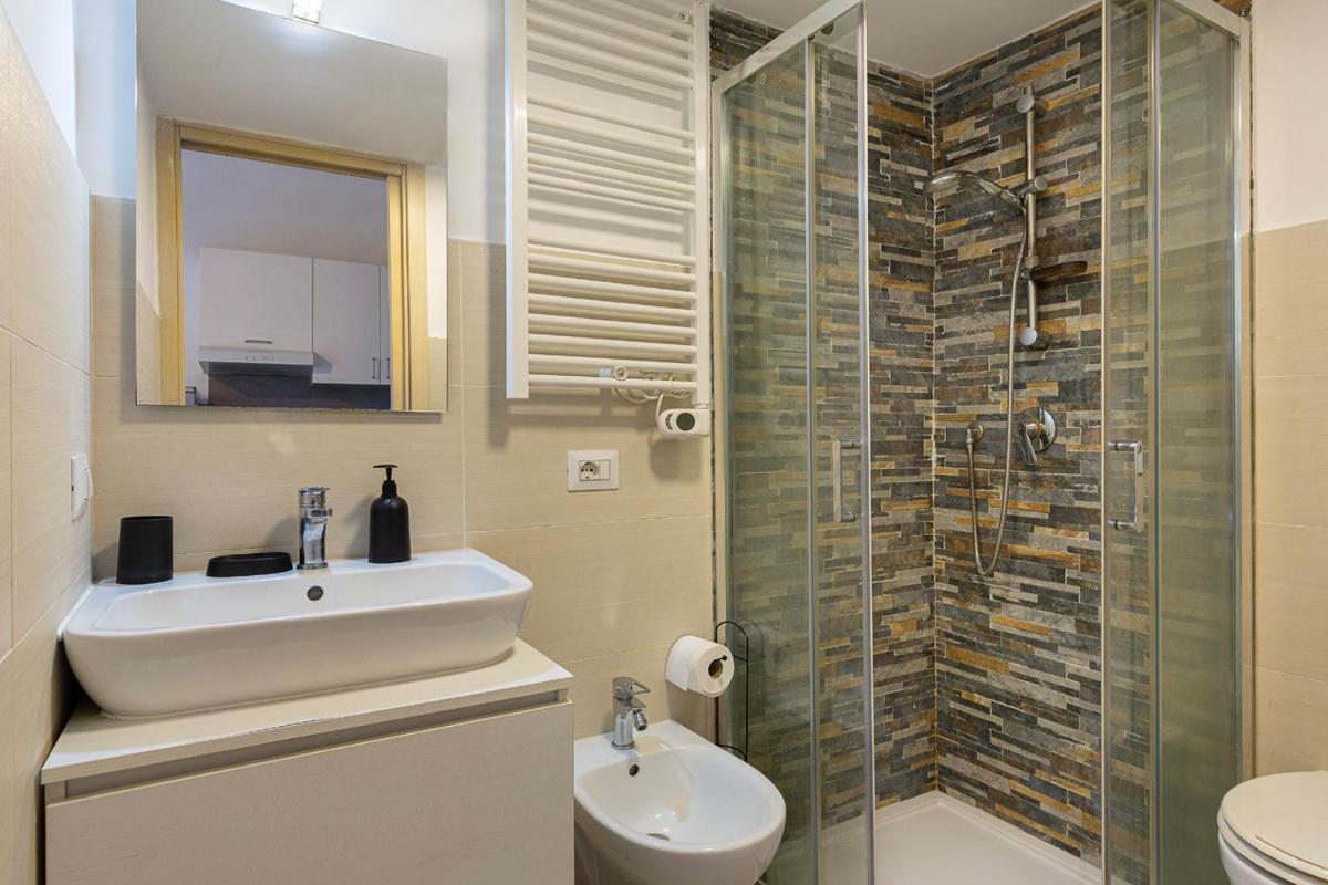 Superb Loft NavigliComfy&Relax Apartment Milan Luaran gambar